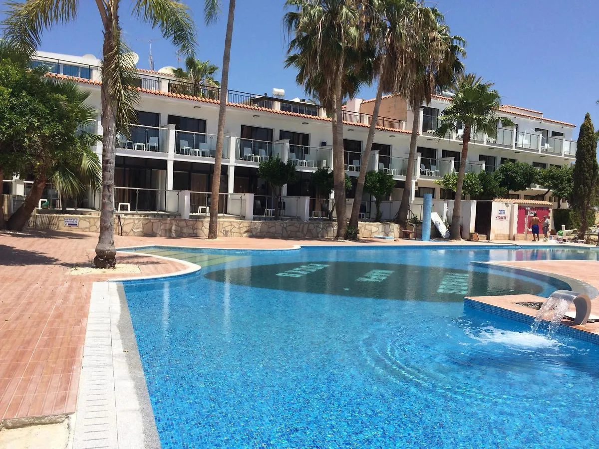 Thomas Apartments Agia Napa